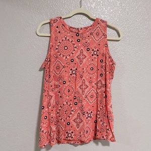Maurice’s 24/7 peach and navy paisley tang top good condition, size medium